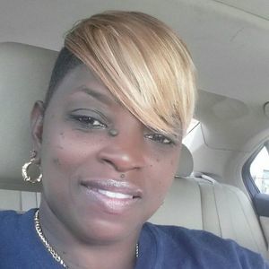 Meet your Posher, Traci